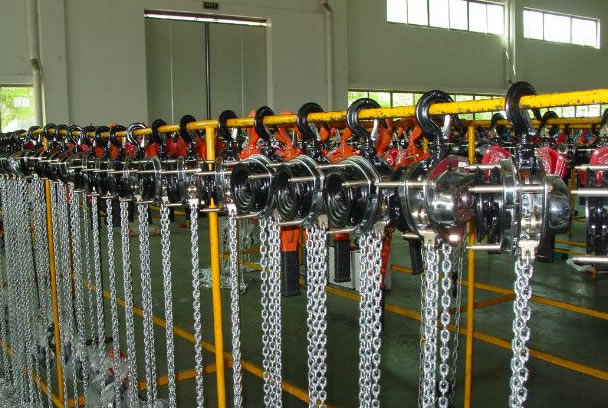浙江冠航機械廠區(qū)組裝車間
